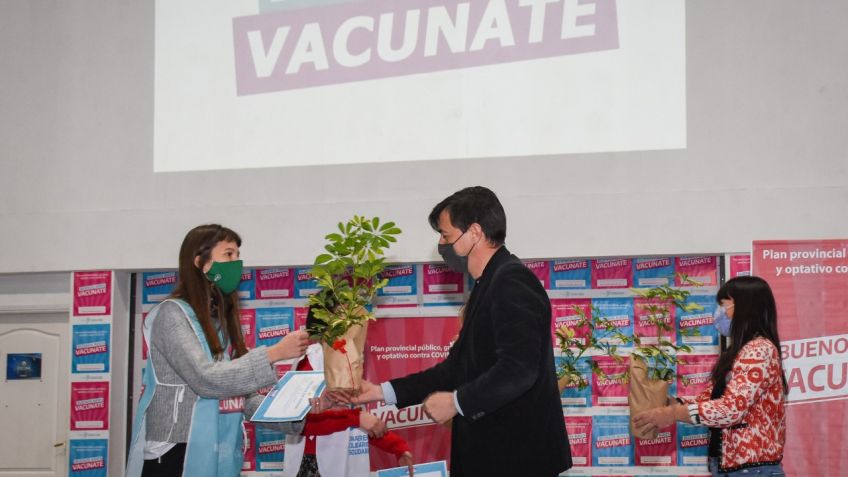 Se realizó un acto homenaje a los trabajadores de las postas vacunatorias contra el COVID-19
