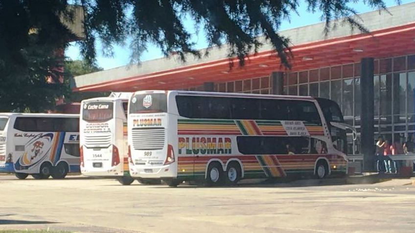 La UTA inició un paro general de los choferes de larga distancia por 72 horas
