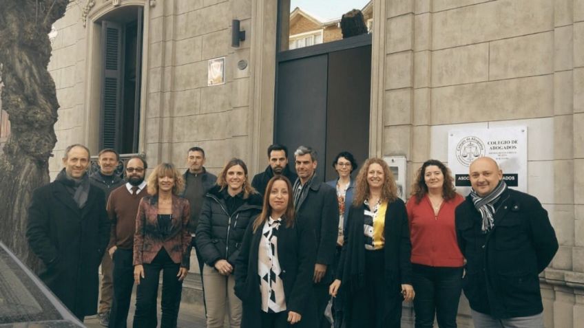 La Asociación de Abogados de Tandil saluda a todos los profesionales en su día