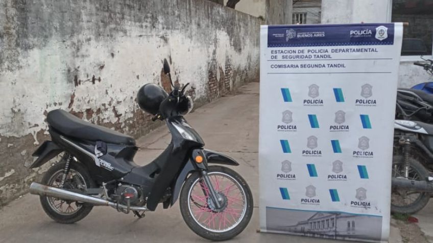 Motociclista atropelló a un menor sobre la vereda