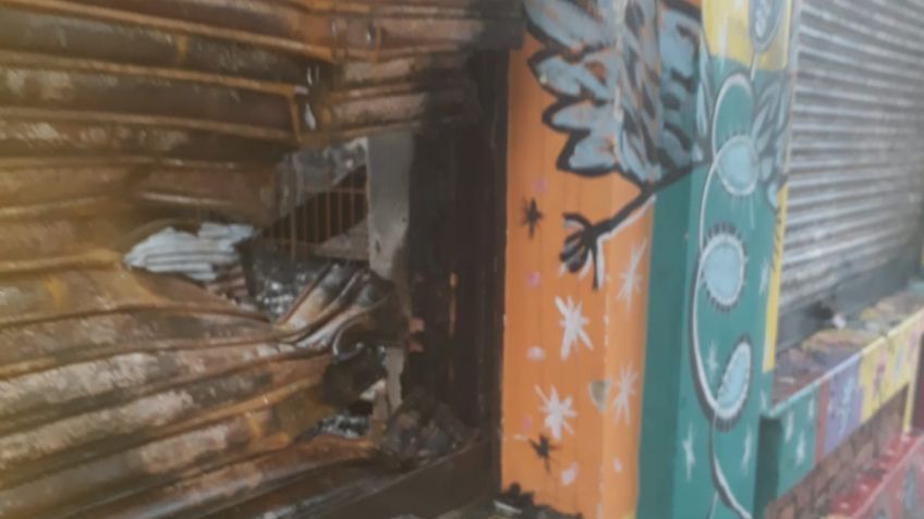 El fuego arrasó con un local gastronómico en 4 de abril y Uriburu
