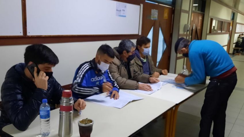 Alrededor del 70 por ciento del padrón emitió su voto en Tandil