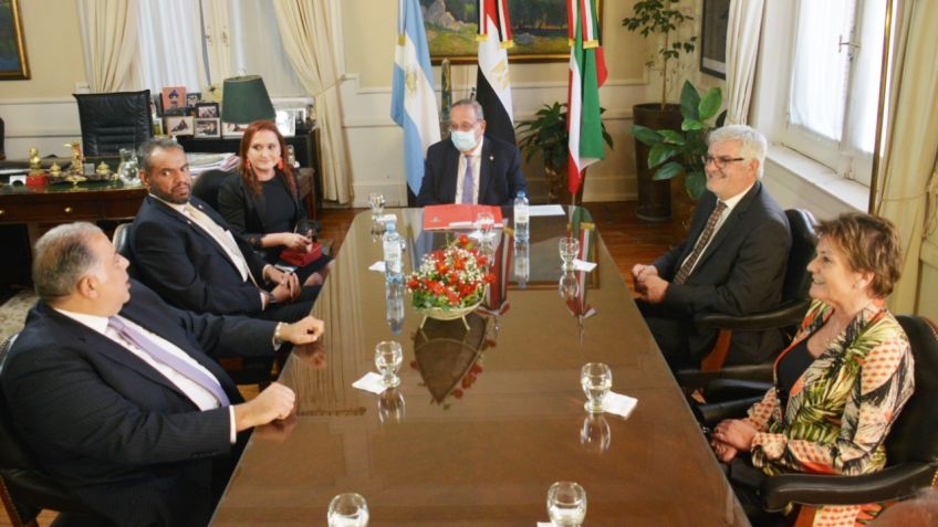 Los embajadores de Kuwait y Egipto visitan Tandil y llevan adelante una intensa agenda 