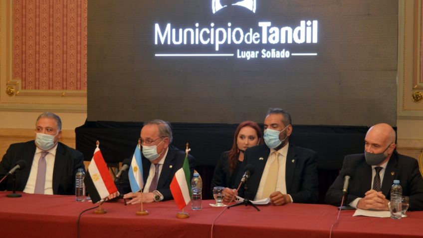 Los embajadores de Kuwait y Egipto visitan Tandil y llevan adelante una intensa agenda 