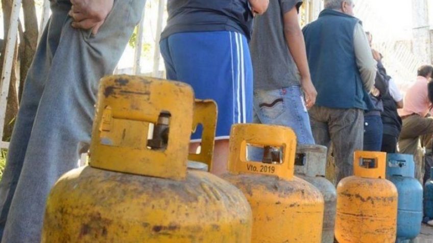 Vecinos de La Elena reclaman que se aplique el descuento de Zona Fría a las garrafas