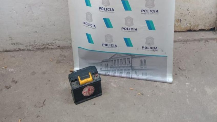Detienen a cinco personas luego de violentar y robar un coche
