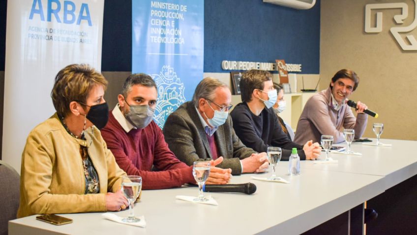El Ministro Costa estuvo en Tandil para formalizar la regularización del Parque Industrial