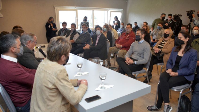Lunghi: "Ahora podremos avanzar con los procesos de escrituración de cada empresa"