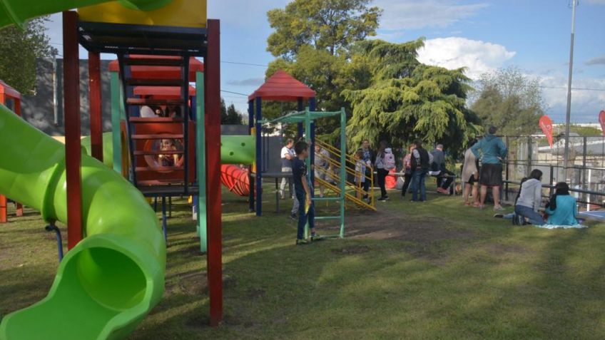 La Plaza Padre Pasarelli de Villa Italia ya luce su remodelación 