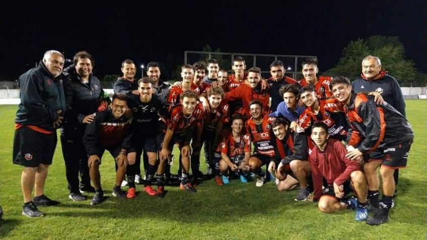independiente Campeón (Foto: Liga Tandilense de Futbol)
