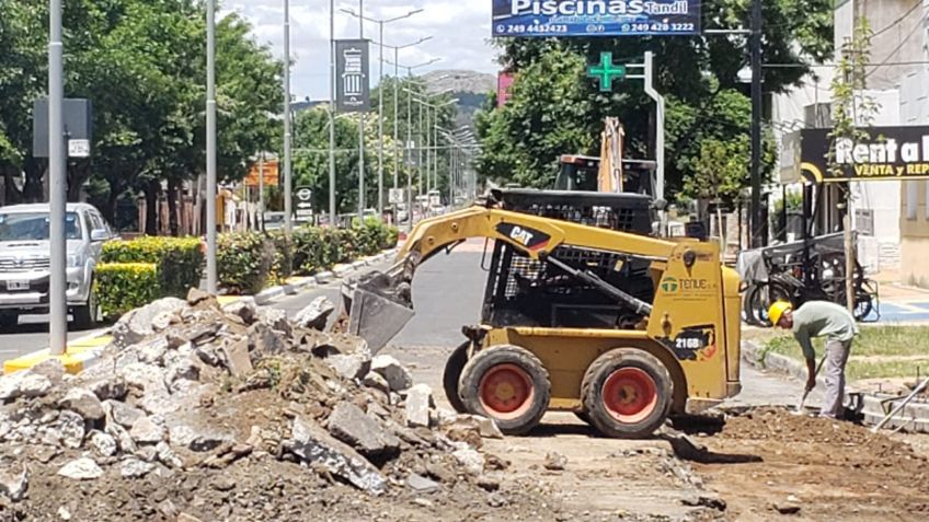 El Municipio completó la pavimentación de nuevas cuadras e inició más obras