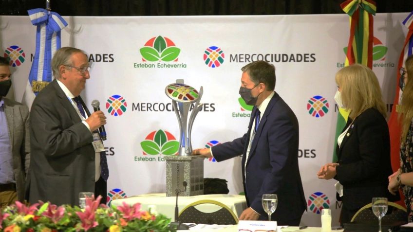 Tandil entregó la presidencia de Mercociudades a Esteban Echeverría