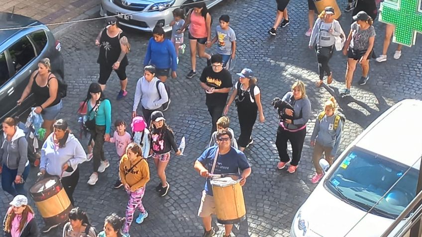 Partió hacia La Plata la marcha para pedir la detención de Luciano Jaureguiber