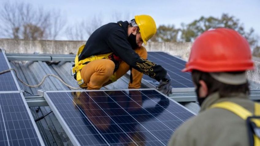 Cuatro escuelas de Tandil están colocando sistemas de energía renovables