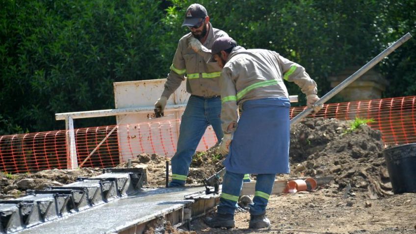 Se sigue con los trabajos de pavimentación y repavimentación en distintos barrios