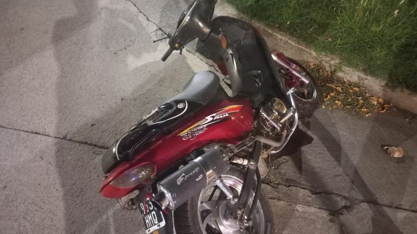 Motociclista con lesiones tras colisionar con un auto