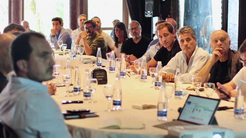 Dirigentes del Pro apoyan el entendimiento con el Fondo pero exigen no ser la variable de ajuste