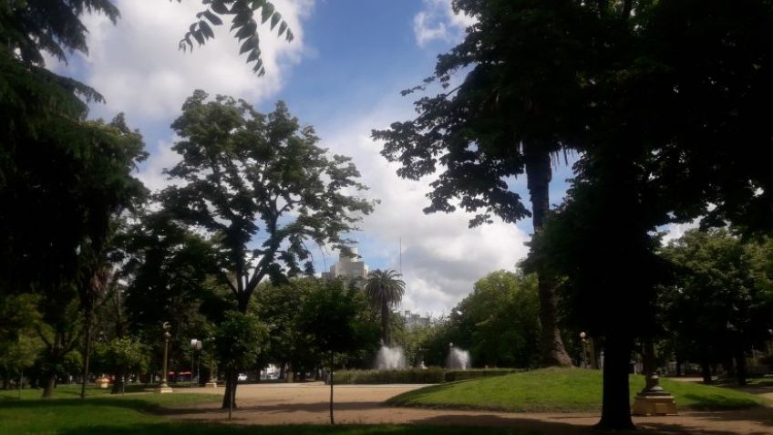 Jueves "algo nublado" con máxima de 25º