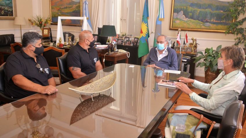 Lunghi recibió a un grupo de vigiladores privados que conformaron un grupo de trabajo