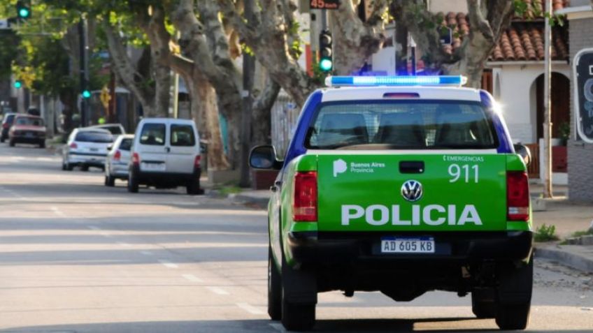 Buscan a 4 delincuentes que asaltaron y maniataron a una familia 