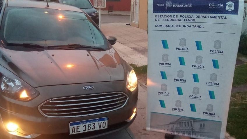 Cuento del tío: detienen a dos sujetos que intentaron estafar con $8 mil dólares 