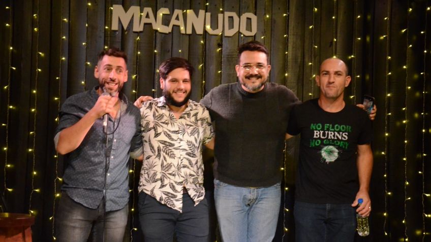 STAND UP TANDIL