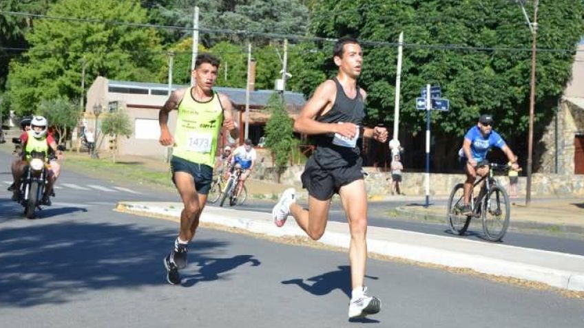 Guillermo Funaro resultó el mejor tandilense en los 5000 metros del Provincial de atletismo