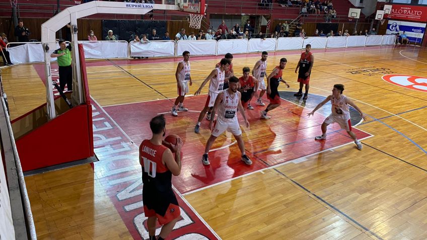 Independiente no pudo con Atlético Pilar