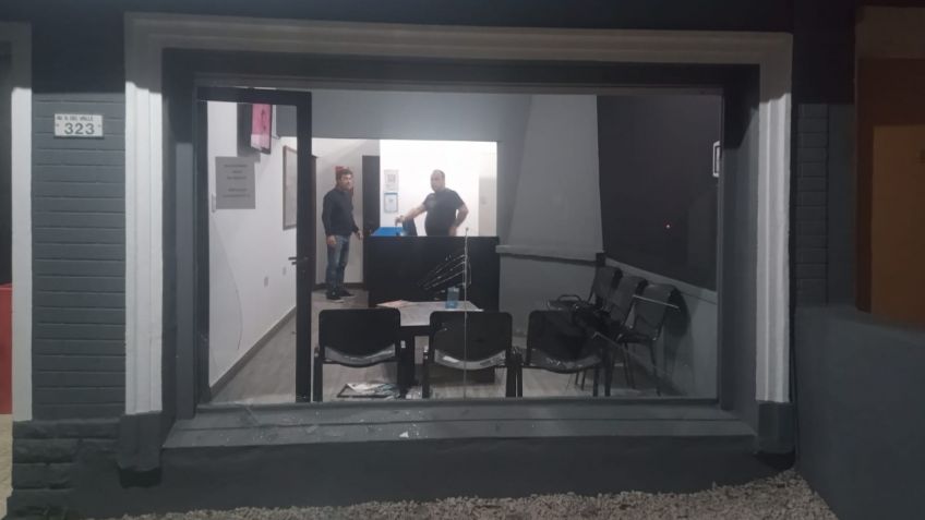 Aprehenden a un sujeto que ocasionó destrozos en una remisería
