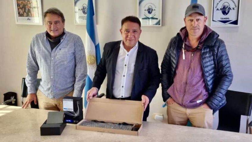 AMEMT realizó la donación de una computadora al "Proyecto Mirmidones"