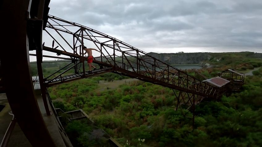 Explorando las Cavas de Cerro Leones bajo la lluvia