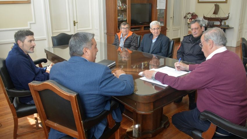 Importante subsidio a la Agrupación Civil Llama para la adquisición de equipos para bomberos