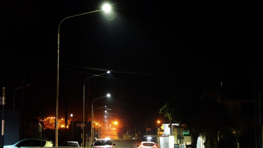 El Municipio avanza con la instalación de luminarias LED en Villa Italia