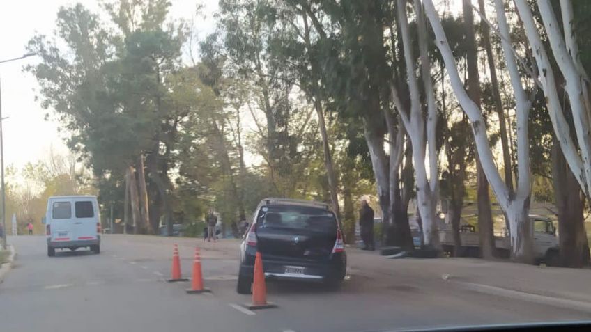 Dos jóvenes heridos tras siniestro vial en la zona del Lago del Fuerte