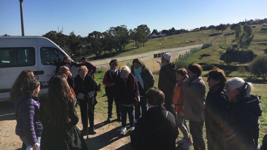 Conociendo Mi Tandil: Adultos mayores de Cerro Leones recorrieron el Parque del Origen