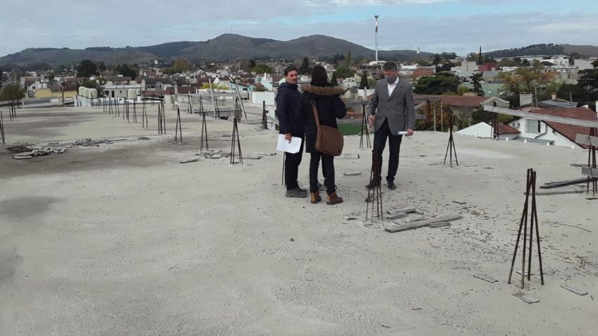 Representantes de empresas constructoras recorrieron la obra de la futura Escuela Técnica 3