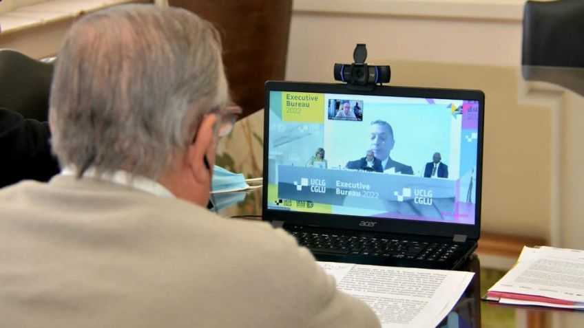 El intendente expuso en la Organización Mundial de Ciudades y Gobiernos Locales
