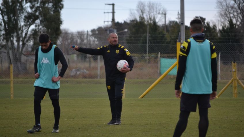 Sotelo se hizo cargo de la dirigencia técnica de Santamarina