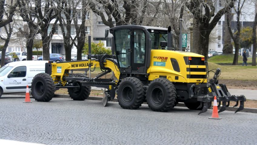 Presentaron nueva maquinaria para el mejoramiento de caminos rurales 