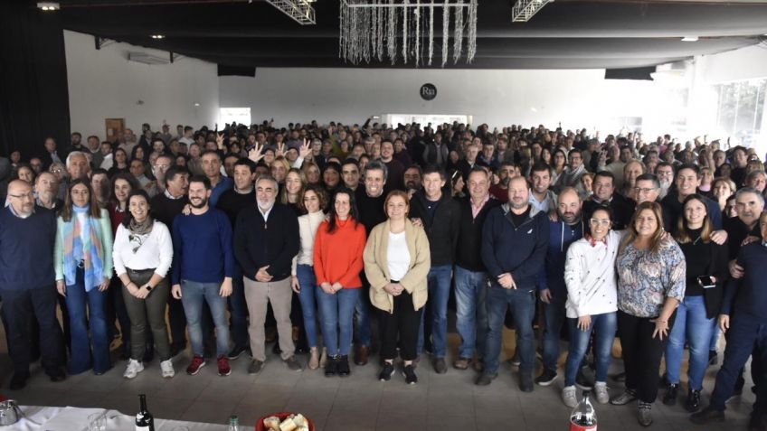 El radicalismo bonaerense se reunió en La Plata 