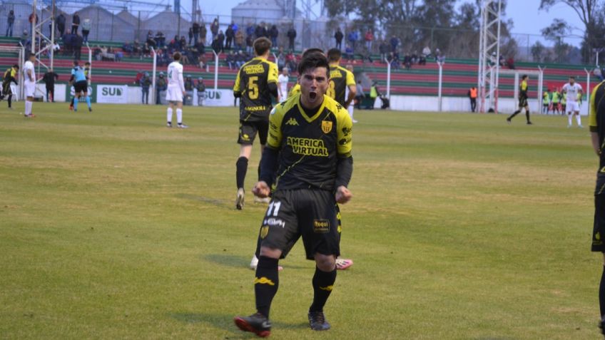 En el debut de Sotelo, Santamarina ganó en Casares