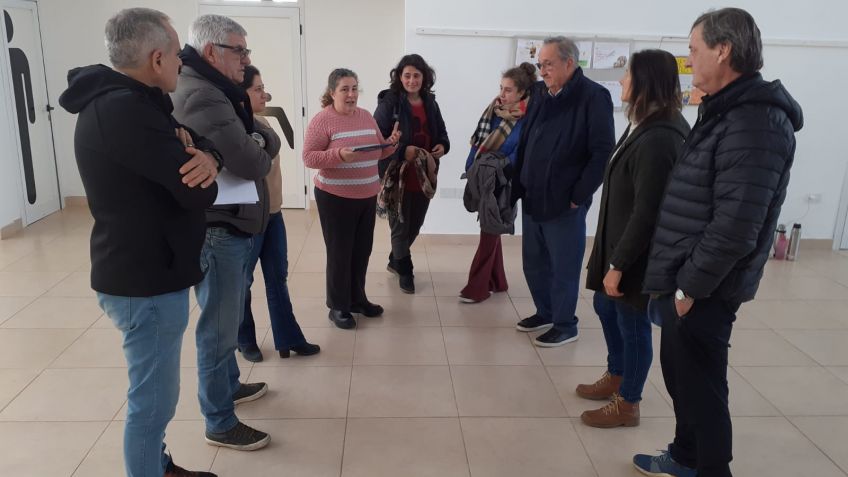 Lunghi y la Asociación Civil Docentes evaluaron el avance de obras en el barrio