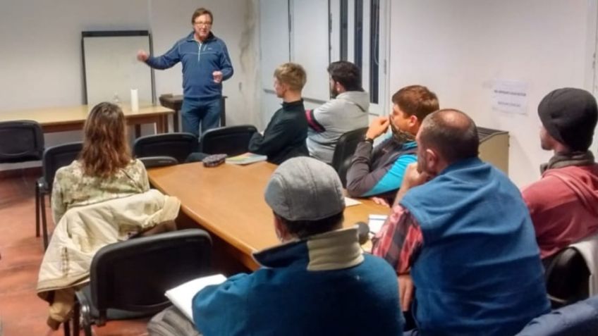 Se desarrolla un curso de capacitación para el fomento de la apicultura