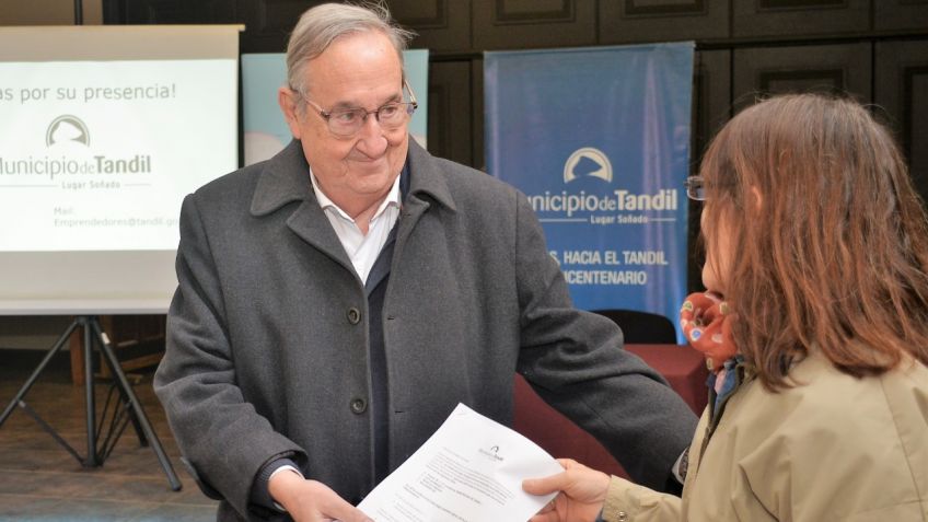 Entregaron aportes no reembolsables a un grupo de emprendedores locales