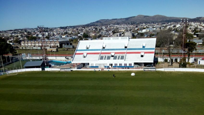 Continúa el Torneo Copa Amistad en el estadio Damaso Latasa
