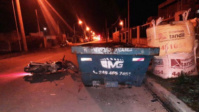 Presentaron un pedido de informes tras la muerte del motociclista que chocó con un contenedor
