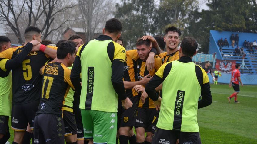 Santamarina le ganó a Brown y se quedó con los tres puntos en Adrogué 