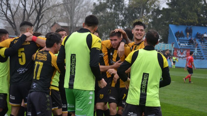 Santamarina visita a Brown con la esperanza de salir del fondo