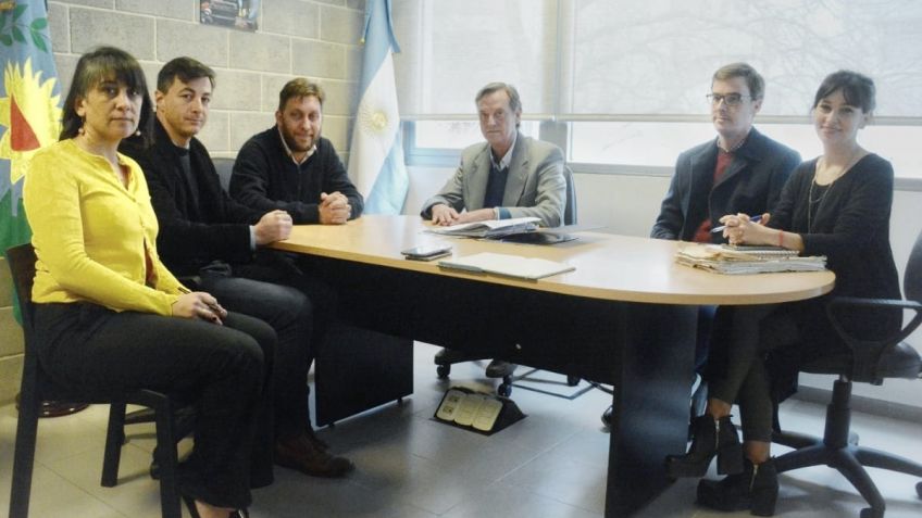 Gestionan la regularización dominial de las viviendas del Barrio SMATA