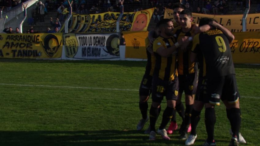 Santamarina le ganó a Atlético Rafaela y salió de la última posición
